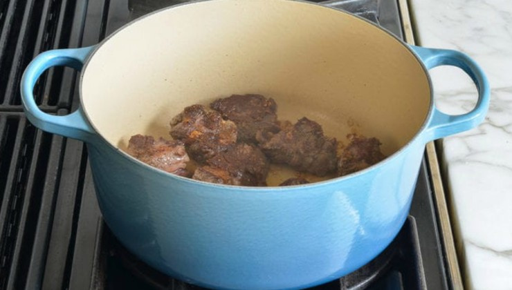 Тушеная говядина с морковью и картофелем – Шаг 2