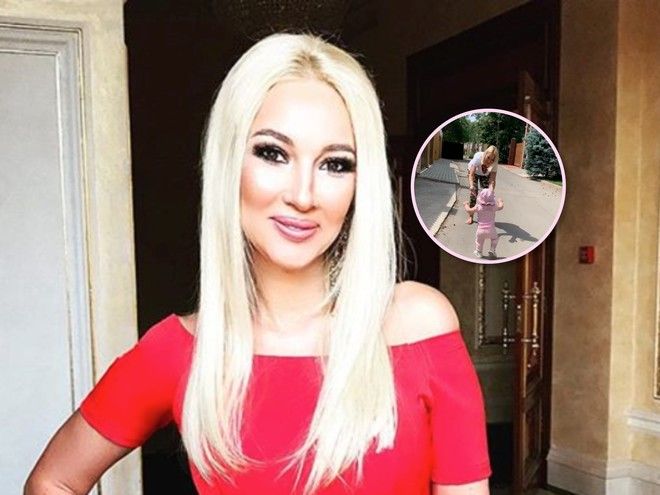 Лера Кудрявцева показала первые шаги дочки