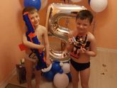 Двойняшкам 5 лет !