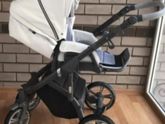 Решили не выпендриваться и купили коляску бу