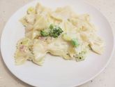 Бантики в сливочном соусе с овощами ?️