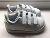 Кроссовки adidas. Барнаул