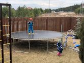 Не дожидаясь тепла))
