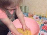 Учила сегодня дочку пиццу