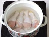 Сколько варить куриные бедра в воде?