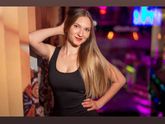 Девочки, на сколько лет
