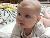 С папой разговаривает❤