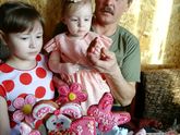 Моей крошке годик.