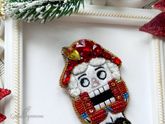Брошь Щелкунчик, новогодний подарок