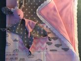 Готовлюсь потихонечку, шью🤰 угадайте