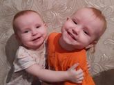 Дочкам 22 месяца