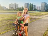 Поиск детского кресла на