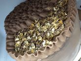 Сделала тортик 🍰 для своих к чаю)