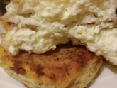 Сырники - сочные, вкусные! Муки совсем чуть!