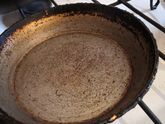 Подскажите как жир оттереть