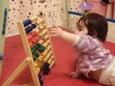 Нашла пока подработку временную,