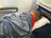 Надувная подушка под ноги в самолет ребенку - ищу отзывы!