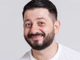 Вам нравятся мужчины с усами? А Бред Пит с бородой?