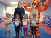 Новогодний праздник на гимнастике