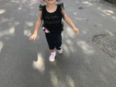 Только вам пожаловалась насчёт