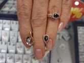 На подарок какие лучше?!(фото внутри)