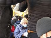 Подруга едет с работы.