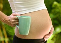Можно ли есть груши при беременности на ранних и поздних сроках