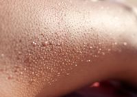 Причины образования гусиной кожи у ребенка, методы лечения