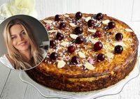 Совсем без муки: Анастасия Стежко поделилась фирменным рецептом творожно-рисовой запеканки с фруктами