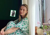 Месяцы ожидания: Светлана Иванова показала самый атмосферный кадр своей беременной фотосессии
