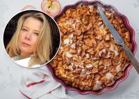 Идеальный осенний десерт: Юлия Высоцкая показала, как готовить фантастический скандинавский пирог с яблоками