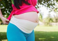 Как правильно носить бандаж для беременных, и нужно ли это делать?