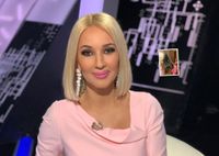 Семейный праздник: Лера Кудрявцева показала новогоднее видео с супругом и дочкой