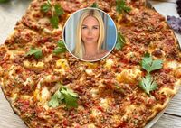 Восточная кухня: Виктория Лопырева поделилась своим рецептом пиццы по-турецки