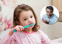 Как научить ребенка чистить зубы? Поясняет доктор Комаровский