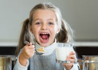 5 идей для завтрака школьника: еда, чтобы справиться с умственными и физическими нагрузками