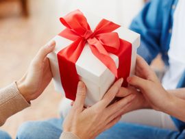 Совет дня: дарите подарки, не унижая