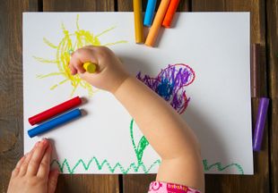 Как научить ребенка рисовать: советы экспертов