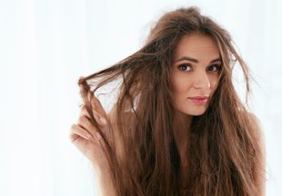 Как увлажнить сухие волосы в домашних условиях
