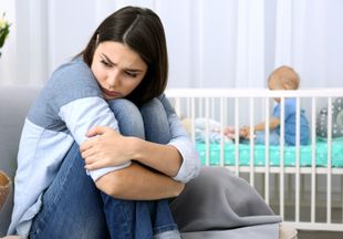Она существует: мамы и психологи честно рассказывают о послеродовой депрессии