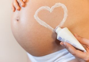 Как подобрать крем для беременных от растяжек