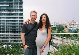 Черничная беременность: Оскар Кучера рассказал, где родится его пятый ребенок
