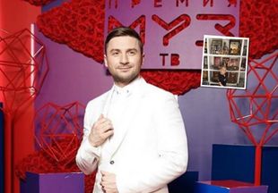 Видео: Сергей Лазарев показал сыну коллекцию своих музыкальных наград