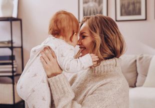 Лайфхаки от Елены Кулецкой: как сделать грудное кормление комфортным для мамы и ребенка