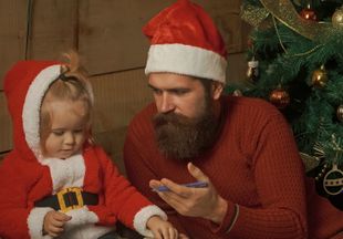 Совет дня: если ребёнок узнал, что Деда Мороза не существует...