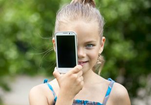 Первый телефон для ребенка – какой выбрать?