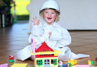 5 простых шагов: эксперт подсказал, как обезопасить дом для малыша в летний период