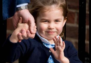 Здравствуй, школа: принцесса Шарлотта стала первоклассницей