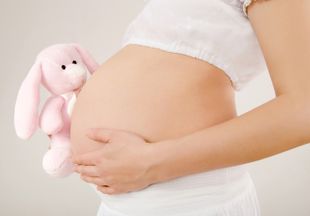 Эритроциты в моче при беременности: клиническая картина, причины, симптомы и особенности нормы