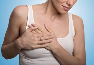 Боль в правой груди у женщин